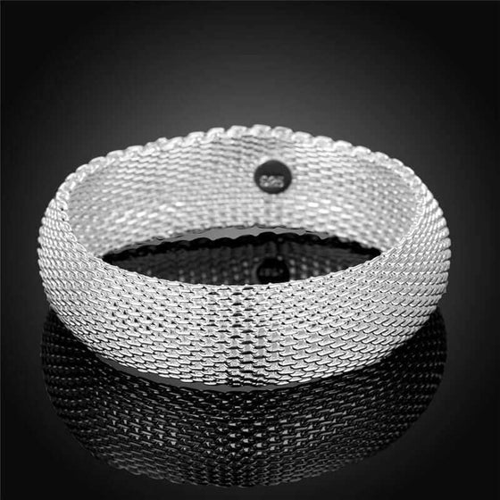 Women's silver mesh bracelet with 925 silver plating, elegant mesh design.