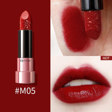  Lipstick Moisturizing Matte Matte Lipstick in berry plum shade, showcasing vibrant color and smooth finish.