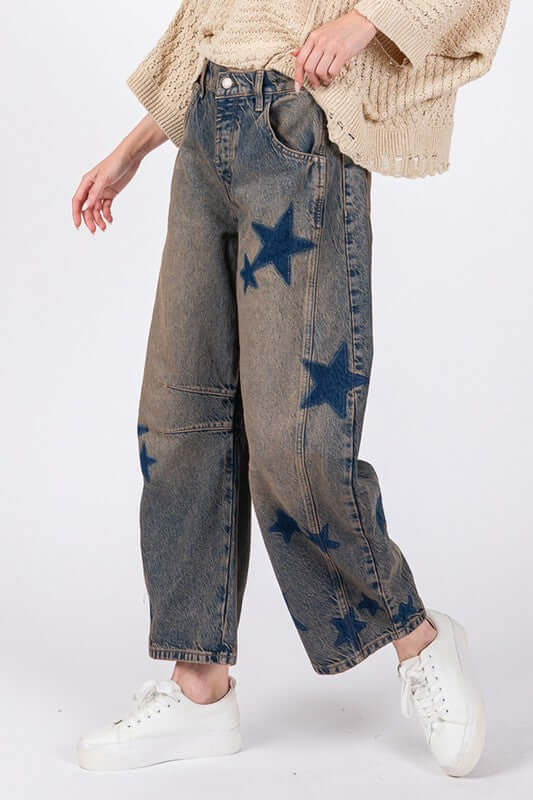 Women's Star Wide Leg Jeans with Pockets in 100% cotton, featuring star patterns and a chic silhouette.