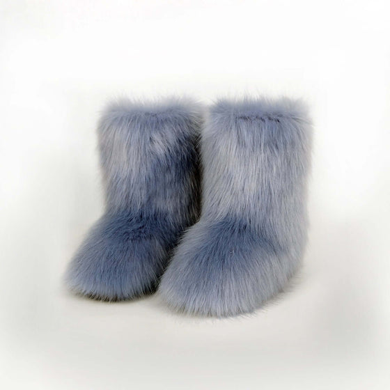 Thermal Fuzzy Platform BootsStay warm and stylish in these Thermal Fuzzy Platform Boots! With a flat heel for comfort and made of durable elastomer and soft polyester, these boots will keep youBootsPlush Fashion ShopPlush Fashion ShopThermal Fuzzy Platform Boots