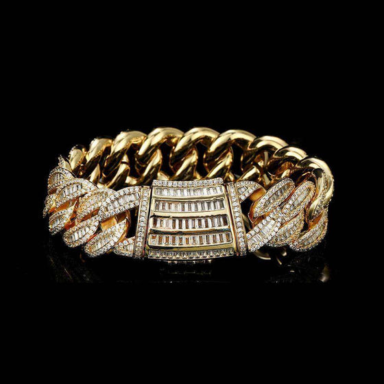 Miami Buckle Cuban Chain Bracelet with Real Gold Plating, luxury fashion accessory for women.