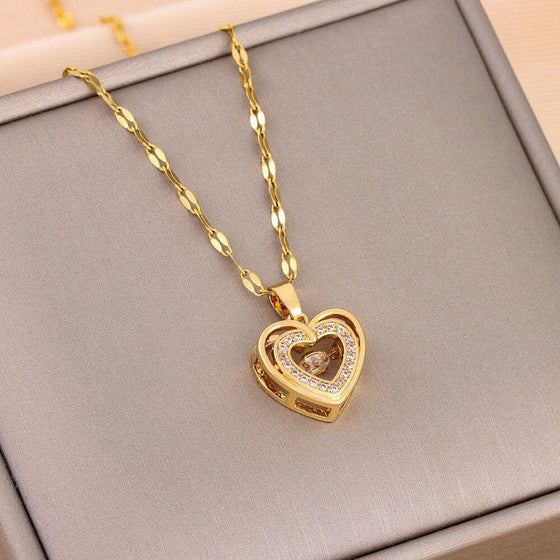 Double-layer heart pendant gold chain necklace made of titanium steel.