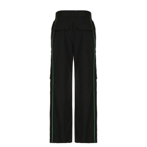 Pocket loose trousers casual two-piece suit in solid color with stylish contrast accents.