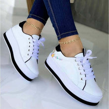  Flowers Embroidery Sneakers for Women with Platform Sole