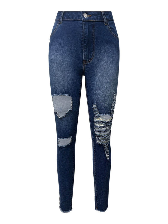 Distressed skinny jeans with pockets and buttoned closure.