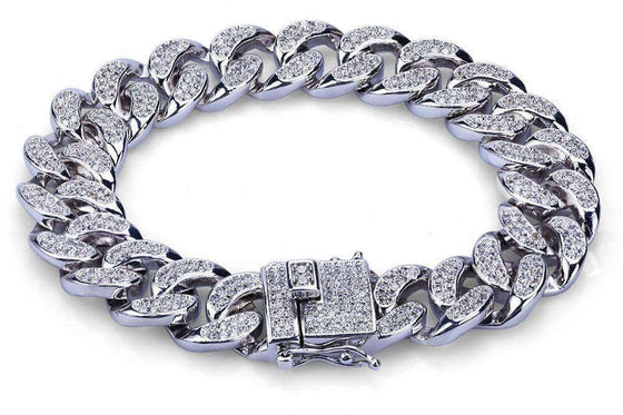 Men's Silver Cuban Link  BraceletElevate your fashion with the Men's Silver Cuban Link Bracelet. This geometric and stylish design is a must-have for any fashion-forward man. Crafted with high-qualiBracletPlush Fashions ShopPlush Fashion ShopGold Cuban Link Bracelet