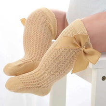  Baby Girls Long Bow SockWrap your little one's feet in soft cotton with our Baby Girls Long Bow Sock. These knee-highs feature a Spanish-inspired design with delicate lace detailing, perfecSocksPlush Fashions ShopPlush Fashion ShopBaby Girls Long Bow Sock